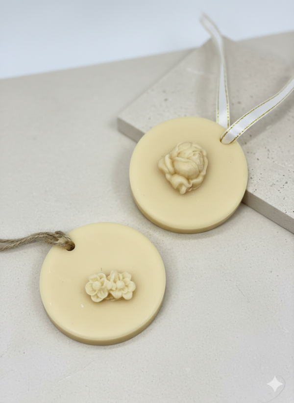 فواحات تعليق